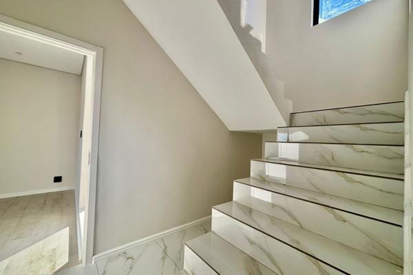 4 Bedroom Property for Sale in Sandown Western Cape